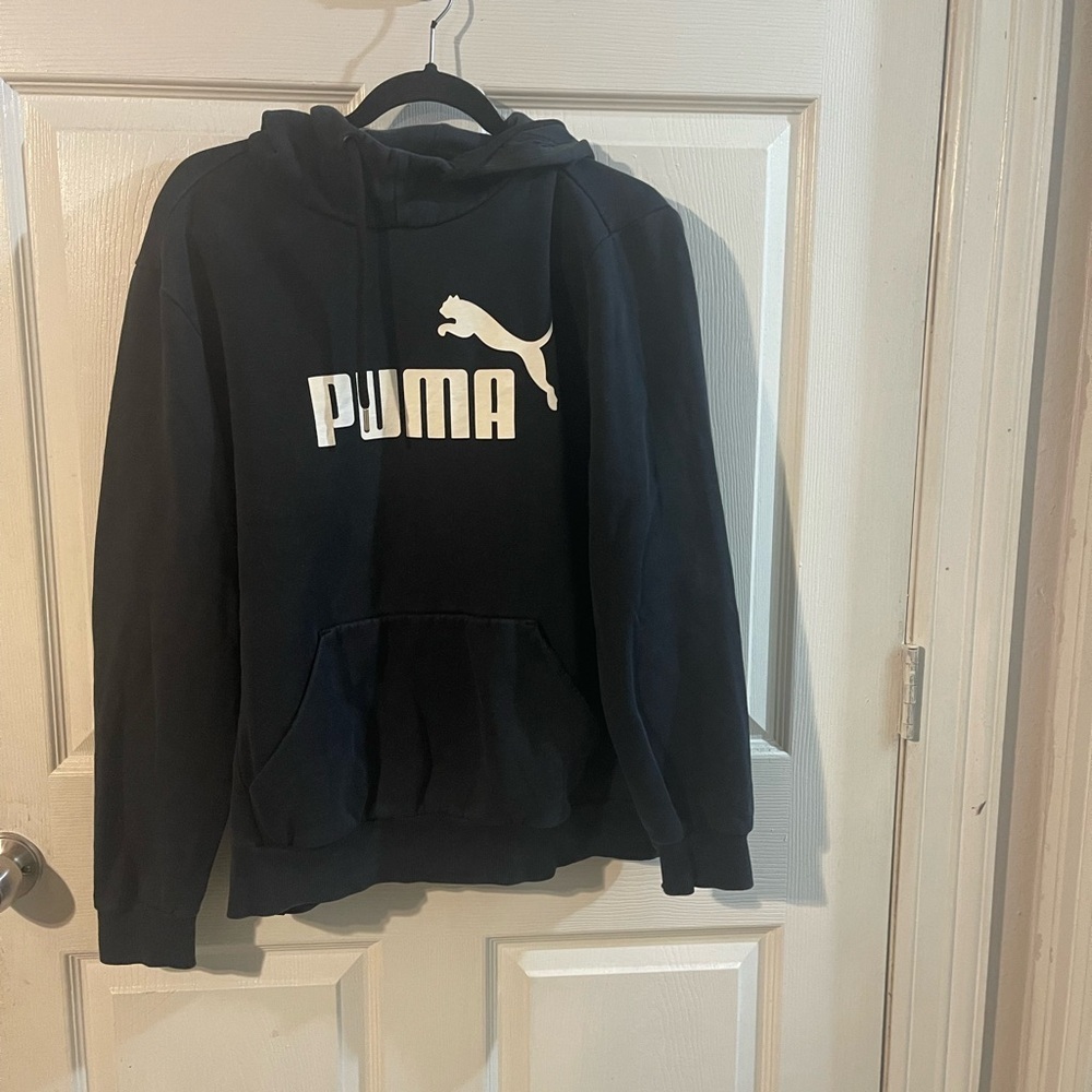 PUMA Men's Black Hoodie Sweater